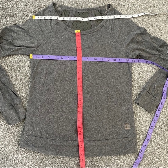 Balance Collection Long-Sleeve Grey Sweatshirt - Picture 9 of 11